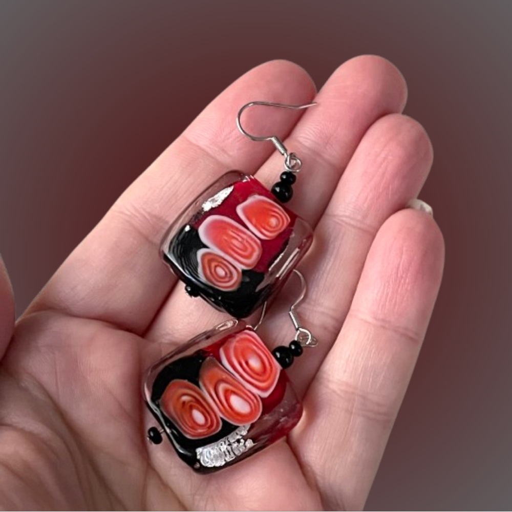 Vintage art glass & silvertone dangle earrings red black mod